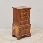 7399 Chest of drawers